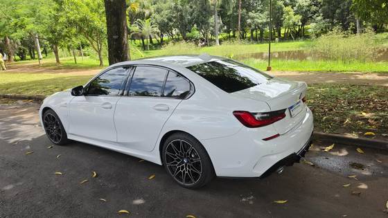 BMW 330e 2.0 16V TURBO HÍBRIDO M SPORT AUTOMÁTICO